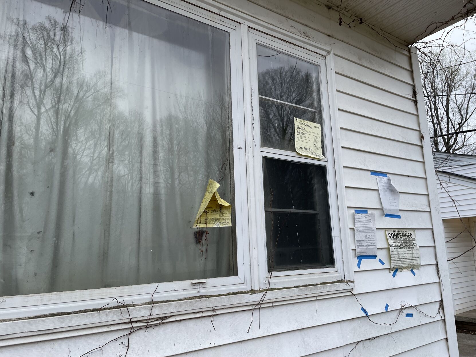 2105 Maywood St. 2.JPG